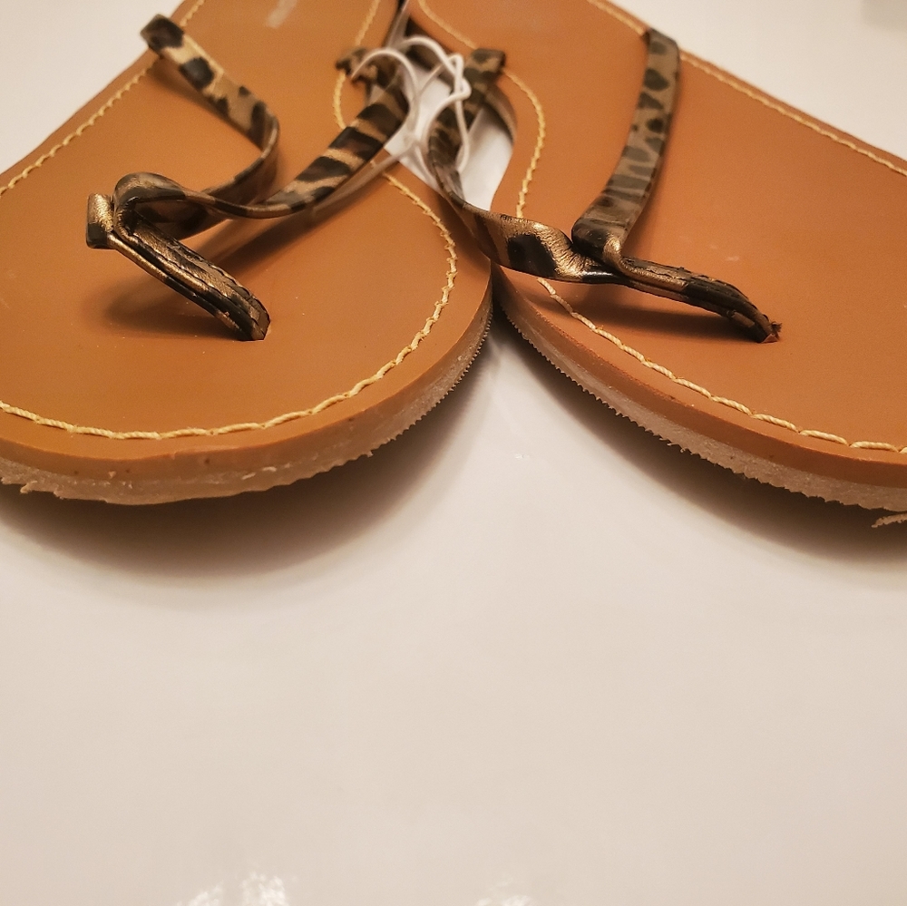 Sandals - Picture 4 of 7